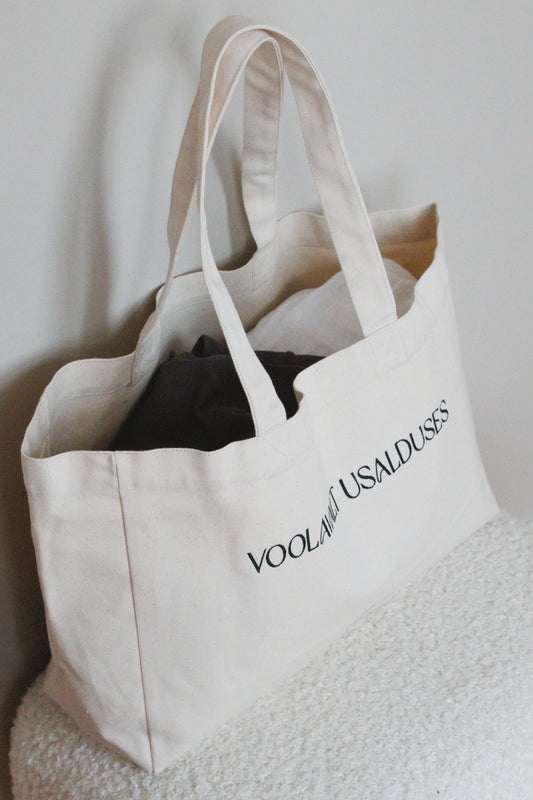 KANVASKOTT MODERNSE FONDIGA "VOOLAVALT USALDUSES"