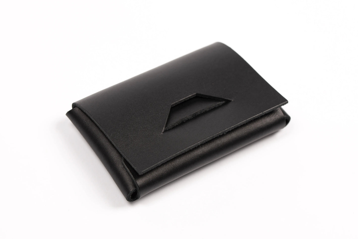 LOOLE MUST KAARDITASKU "OLE VABA"