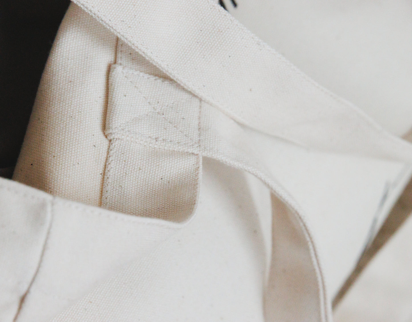 KANVASKOTT SKRIPTFONDIGA "AINULT PARIMAD VALIKUD"