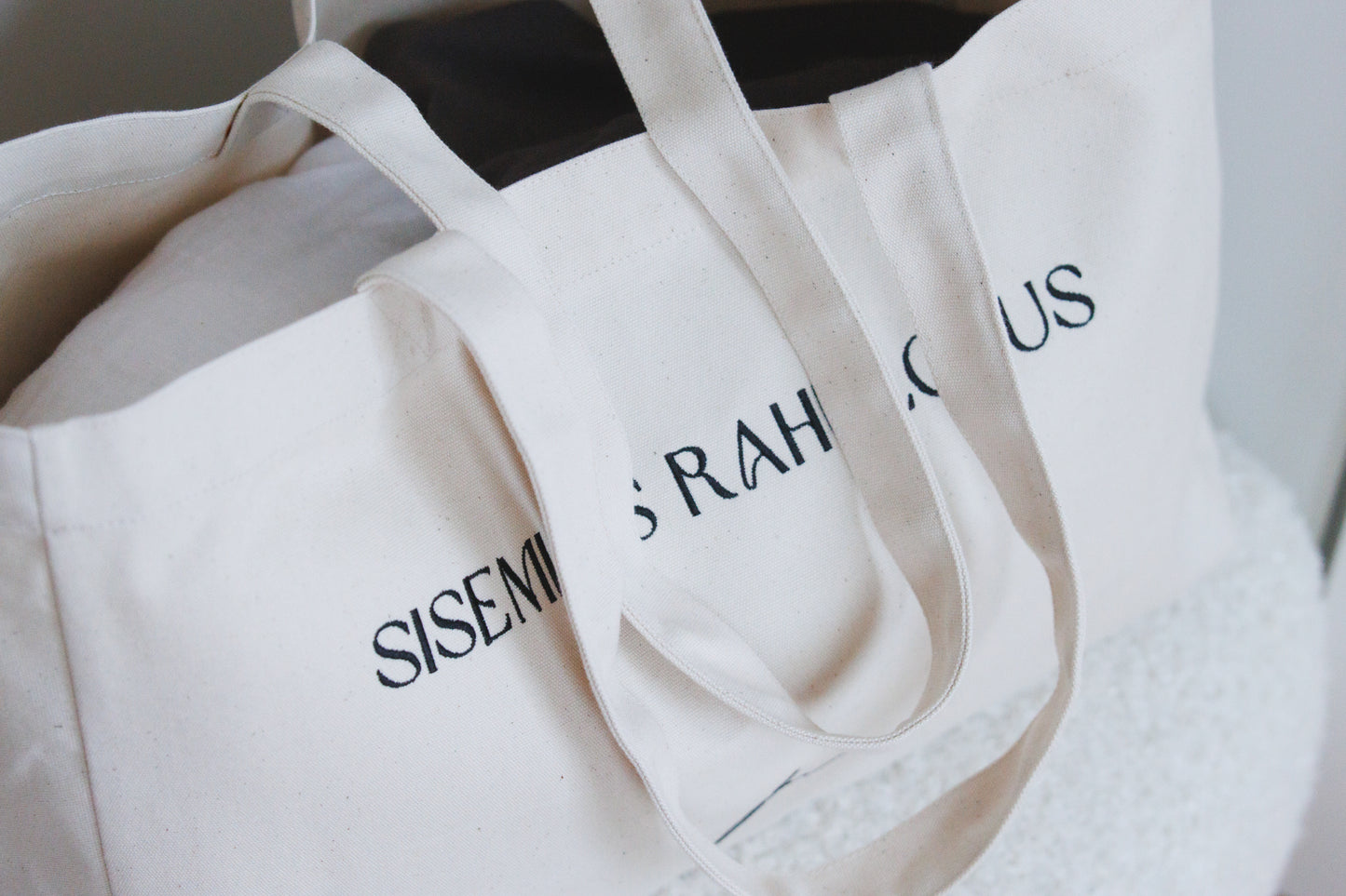 KANVASKOTT MODERNSE FONDIGA "SISEMISES RAHULOLUS"